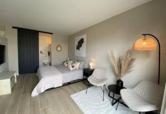 Studio Isle  a has Balcony rooms