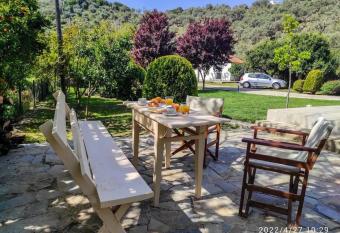 Garden   ouse N  3 has Balcony rooms