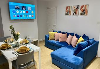 Cosy House Accommodation allows 18 year olds to book a room