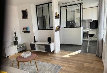 Vitry has Balcony rooms