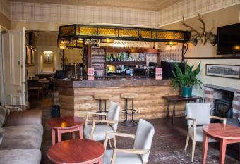 Clonyard House Hotel allows 18 year olds to book a room