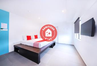 Super OYO 246 Link Inn allows 18 year olds to book a room