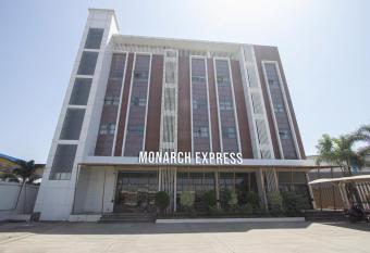 Monarch Express Chakan has Balcony rooms