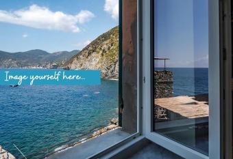 Maemuna Sea View allows 18 year olds to book a room