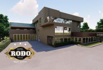 Hotel Ro  o has Balcony rooms