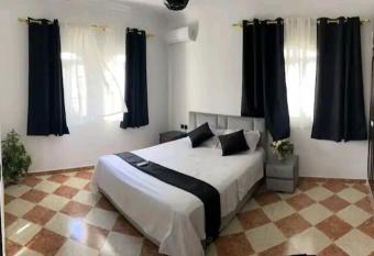 Chambres Maya allows 18 year olds to book a room