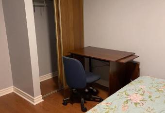 Aiyifan12138 allows 18 year olds to book a room