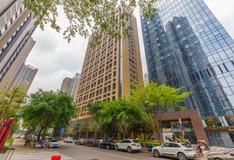Yidu-Doya Apartment has Balcony rooms