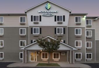 WoodSpring Suites Augusta Fort Gordon allows 18 year olds to book a room