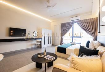 Sunsuria Forum Premier Suites Setia Alam allows 18 year olds to book a room