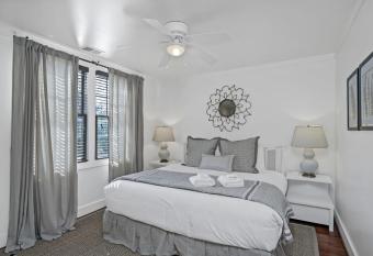 Historic Carriage House allows 18 year olds to book a room