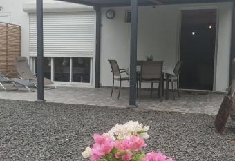 Bienvenue au Domaine de Jeanca has Balcony rooms