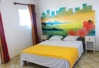 (null) has Balcony rooms