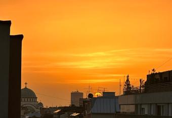 (null) has Balcony rooms