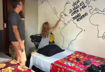 coraizone hostel allows 18 year olds to book a room