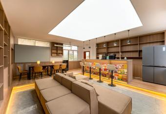                          allows 18 year olds to book a room