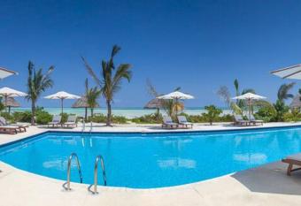Kisiwa on the Beach has Balcony rooms