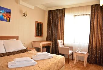 Konur Hotel has Balcony rooms