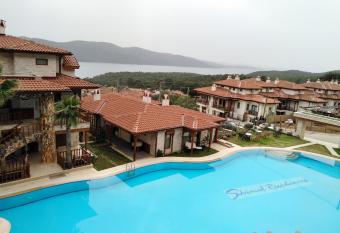 Shimal Residence Hotel has Balcony rooms