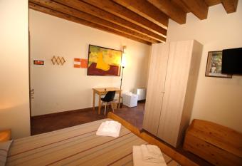 Agriturismo Casa Carpanelli has Balcony rooms