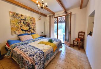 La Maison de Blu allows 18 year olds to book a room