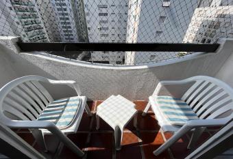 Dreams allows 18 year olds to book a room