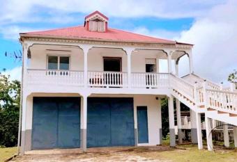 Kaz Bongo - Maison pour 6 en pleine nature allows 18 year olds to book a room