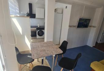 Apartamento orillas de Sevilla has Balcony rooms