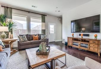 Relax, Unwind has Balcony rooms