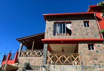 (null) has Balcony rooms