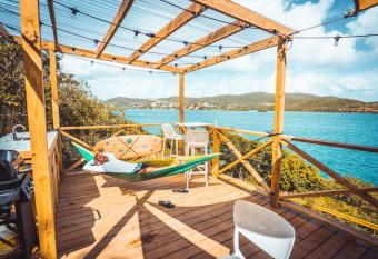 Ocean Front Villa 4 Studio allows 18 year olds to book a room