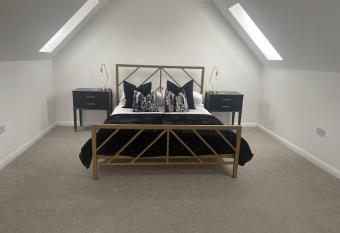 Inverness luxury highland NC500 hideaway has Balcony rooms