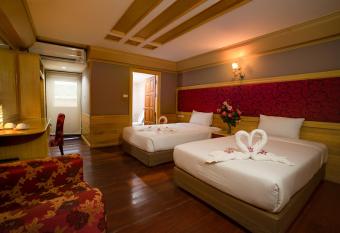 PEARL RESORT AND HOTEL                                                                       has Balcony rooms