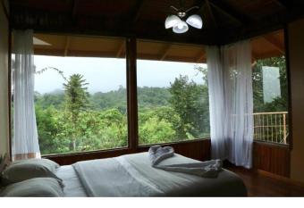 Finca Valle Arcoiris has Balcony rooms