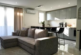 GRAND Appartement F3 Proche de Gare RER B has Balcony rooms