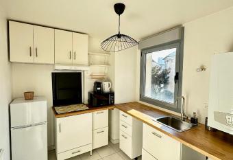 Superbe appartement Paris/Bagnolet 203 has Balcony rooms