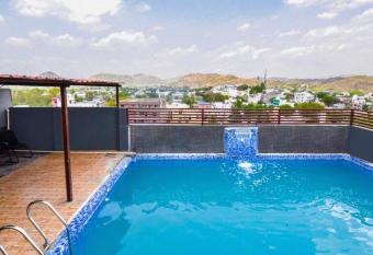 Hotel Mangal inn has Balcony rooms