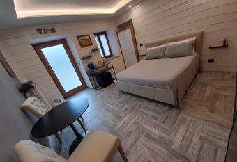 B&B ai SILIO allows 18 year olds to book a room