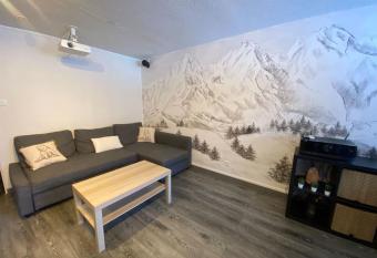 Maison Allemond pour Alpe d Huez has Balcony rooms