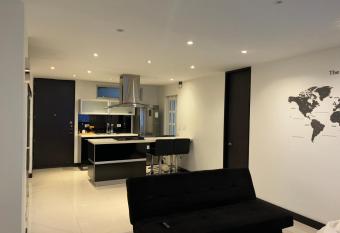 Apartamento de Lujo Caobos has Balcony rooms