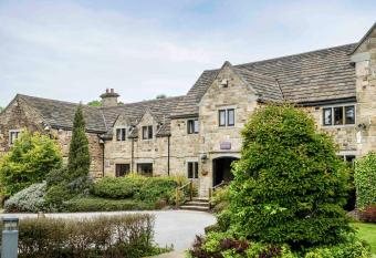 Mercure Barnsley Tankersley Manor Hotel allows 18 year olds to book a room