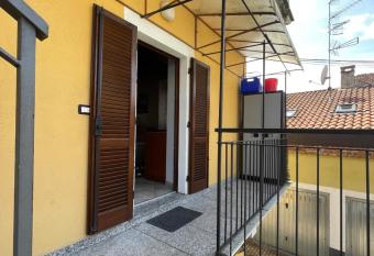 Casa Ticino has Balcony rooms