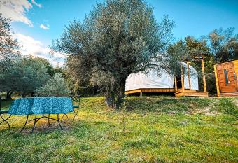 La yourte kirghize has Balcony rooms