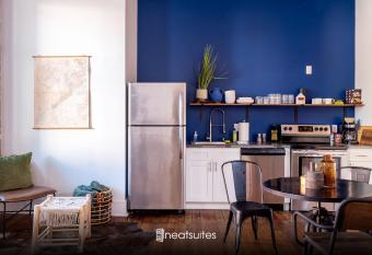 Central Urban Flat - Near the Best of Covington allows 18 year olds to book a room