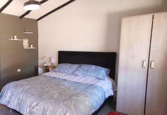 Aparta estudio campestre allows 18 year olds to book a room