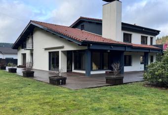 Villa Alia has Balcony rooms