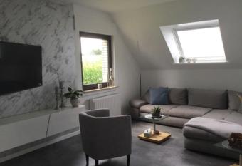 Bei Getrost to Huus allows 18 year olds to book a room