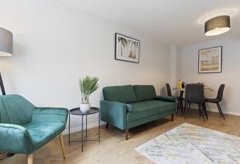 The Royal Lakeview allows 18 year olds to book a room