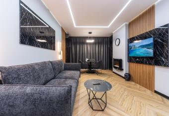 Luxury apartments GREAT has rooms with a private hot tub