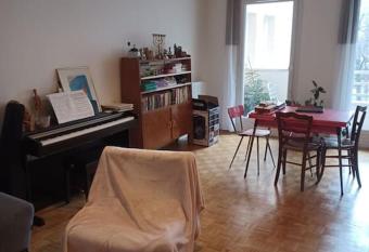 Appartement proche Paris has Balcony rooms